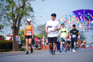 BIB: 42634, 40527
                            <button type="button" onclick="openModal(10089530)" class="btn btn-primary btn-sm float-right btn-popup" data-toggle="modal" data-target=".modal-high-quality">
                        <i class="fas fa-shopping-cart"></i> Add to Cart
                    </button>
                                            <button type="button" onclick="isThisMe(10089530, true)" class="btn btn-success btn-sm float-right btn-popup btn-isme hidden" data-toggle="tooltip" data-placement="bottom" title="นี่คือรูปของคุณใช่ไหม คลิกที่นี่เพื่อเอาเข้าอัลบั้ม">
                        <i class="fas fa-plus"></i> Add to album
                    </button>
                    <button type="button" onclick="isThisMe(10089530, false)" class="btn btn-warning btn-sm float-right btn-popup btn-isnotme hidden">
                        <i class="fas fa-ban"></i> Remove from album
                    </button>